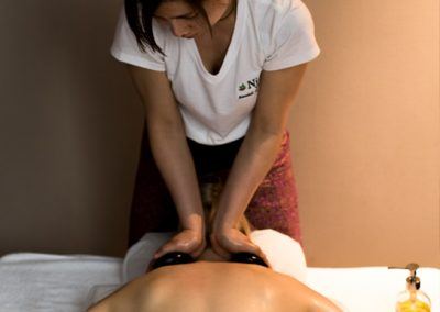 thai-deep-tissue-oil-massage-includes-hot-stone-4